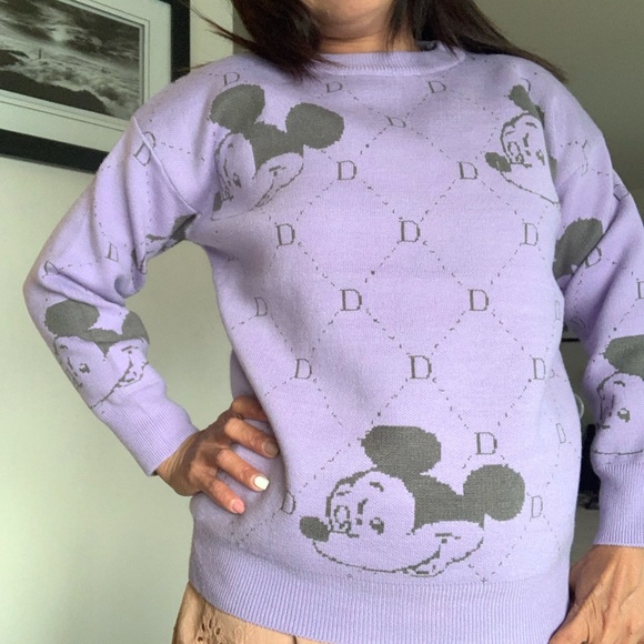 S O L D Disney sweatshirt inspired - Picture 12 of 16